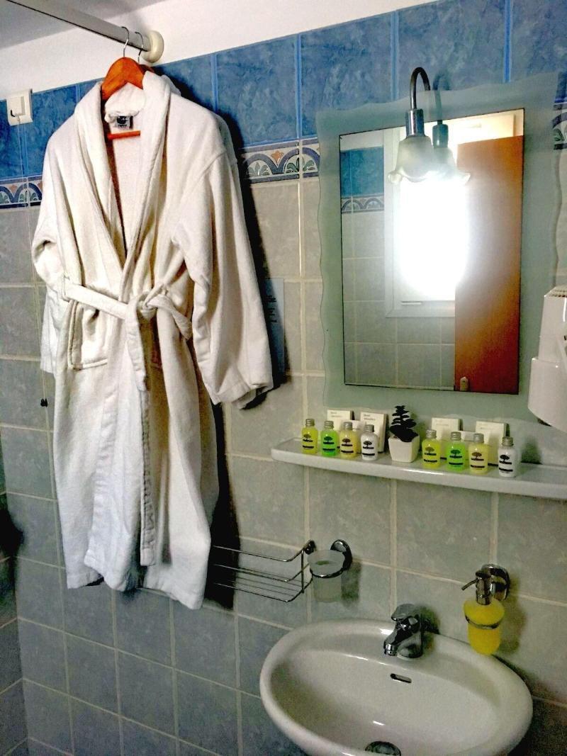 Virginia Hotel Tínos Dış mekan fotoğraf